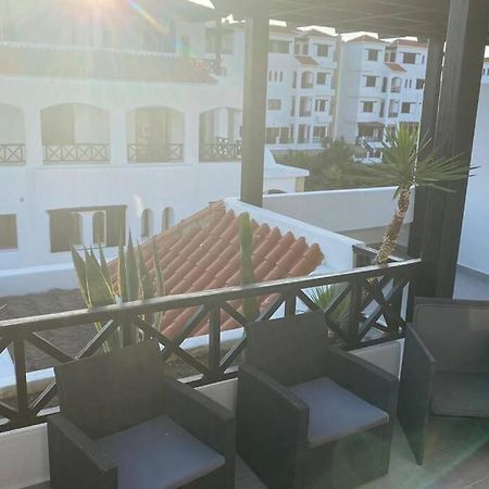 Appartement de 103m2 dans complexe balnéaire Lilac's garden Cabo Negro Extérieur photo